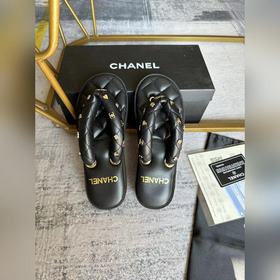 Летние сандалии Chanel с узором виде х