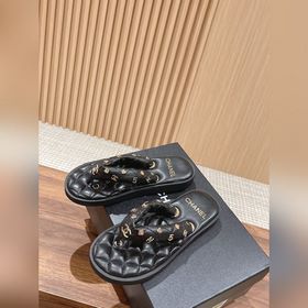 CHANEL Pre-Spring 2026 Новинка — шлепа