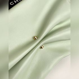 Яблочно-зеленая сумка-клатч CHANEL 25S