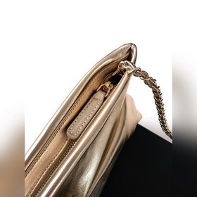 Клатч CHANEL 25S цвета шампанского с ц