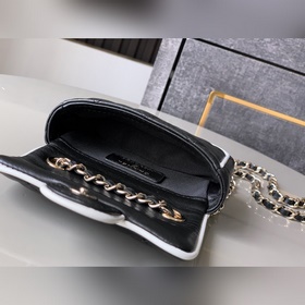 CHANEL 25p Ultra-Mini Chain Wallet Иде
