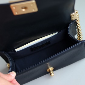 67085 Fine Grain Chanel Classic Bestse