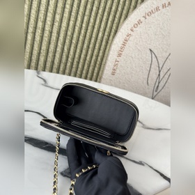 Новейшая косметичка CHANEL 25S в новом