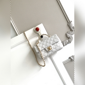 CNITFR5701 CHANEL25B Сезонная коллекци