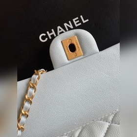 CNITFR5701 CHANEL25B Сезонная коллекци