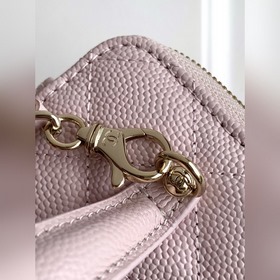 25C Lipstick Clutch： Изысканная компак