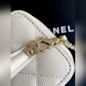 25C Lipstick Clutch： Изысканная компак