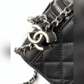 25b Новая косметичка из кожи ягненка. 