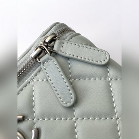 25b Новая косметичка из кожи ягненка. 