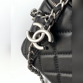 25b Новая косметичка из кожи ягненка П