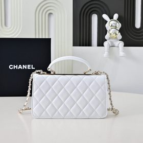 CHANEL 24C Сумка для телефона с ручкой