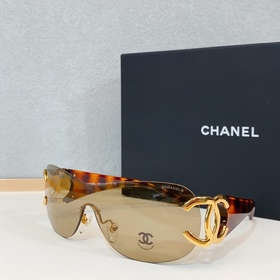 CHANEL МОДЕЛЬ： CH4125 РАЗМЕР： 135 