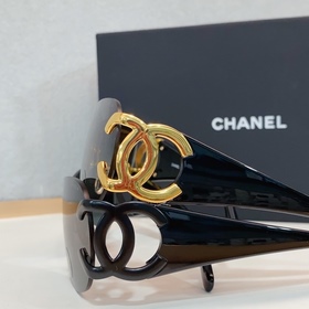 CHANEL МОДЕЛЬ： CH4125 РАЗМЕР： 135 
