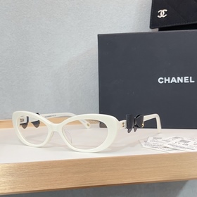 CHANEL Xin Zhi Leis Matching Style Нов