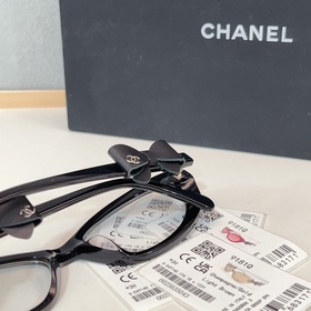 CHANEL Xin Zhi Leis Matching Style Нов