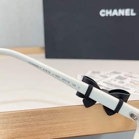 CHANEL Xin Zhi Leis Matching Style： Но