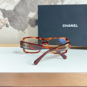 CHANEL МОДЕЛЬ： CH3481 РАЗМЕР： 54 м