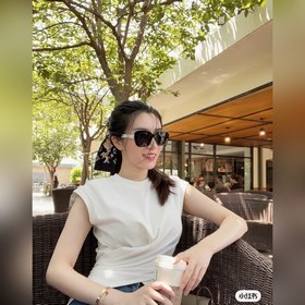 CHANEL требует более высокую версию. 