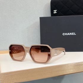 CHANEL МОДЕЛЬ： CH6311 Размер： 61 с