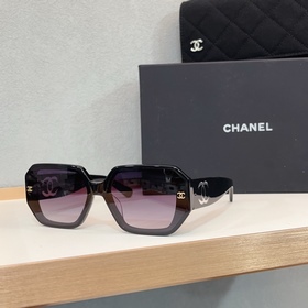 CHANEL МОДЕЛЬ： CH6311 Размер： 61 с