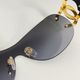 CHANEL МОДЕЛЬ： CH4125 РАЗМЕР： 135 