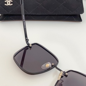 CHANEL Дизайн с окантовкой  Модель： 