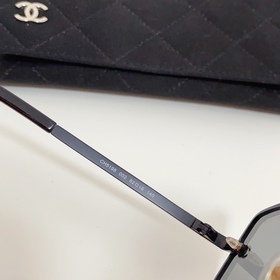 CHANEL Дизайн с окантовкой  Модель： 