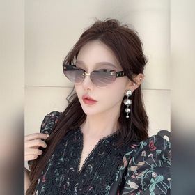 CHANEL МОДЕЛЬ： CH8053 Размер： 66 с