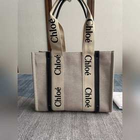 Сумка Chloe Midnight Blue Medium являе