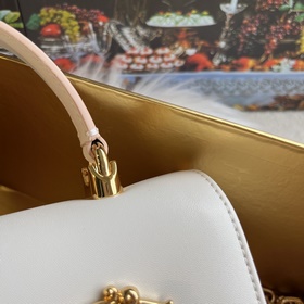 [Dolce & Gabbana] Новинка. Артик