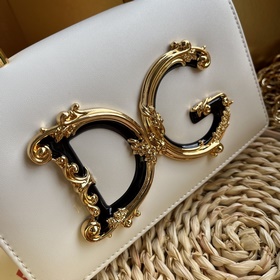 [Dolce & Gabbana] Новинка. Артик