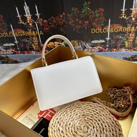 [Dolce & Gabbana] Новинка. Артик