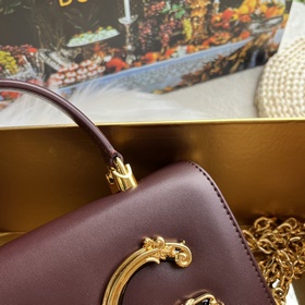 [Dolce & Gabbana] Новинка. Артик