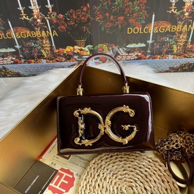[Dolce & Gabbana] Новинка. Артик