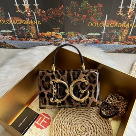 [Dolce &amp; Gabbana] Новинка. Артик