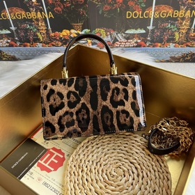 [Dolce & Gabbana] Новинка. Артик