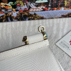 [Dolce & Gabbana] Артикул： 4135 