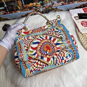 Dolce & Gabbana Кожаная сумка чере