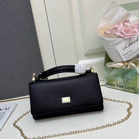 Dolce &amp; Gabbana Импортная кожа