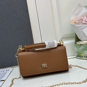 Dolce &amp; Gabbana Импортная кожа