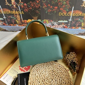 [Dolce & Gabbana] Новинка. Артик