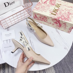 Представляем бестселлеры Dior — сандал