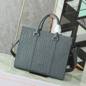 Темно-серый принт Dior Gravity... 27
