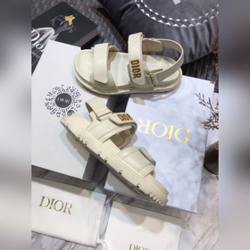 Dior Весна/Лето 2026 Подиум Новинка Ra