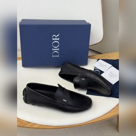 Мужские кожаные туфли Dior, соответств