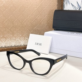 МОДЕЛЬ DIOR： DIOR Midnight B2I РАЗМЕР：