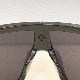 DIOR CD DIAMOND M1U Размер： 137 мм (0-