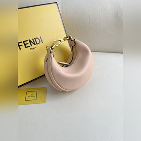 Розовая сумка Fendipraphy небольшого р