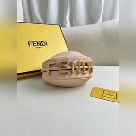 Розовая сумка Fendipraphy небольшого р