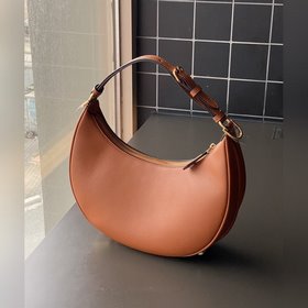 Сумка Crescent (коричневая) Эта сумк